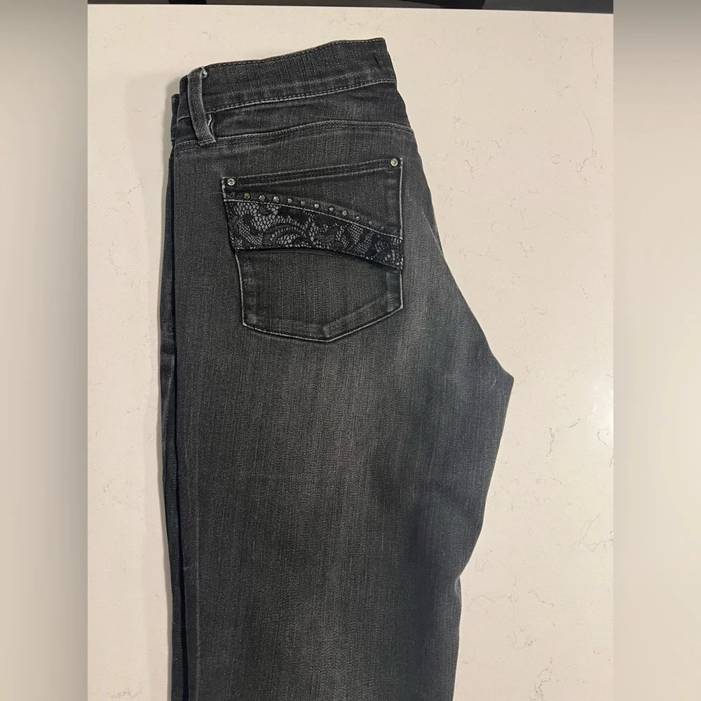 WHBM Noir Slim Leg Black Jeans size 6R